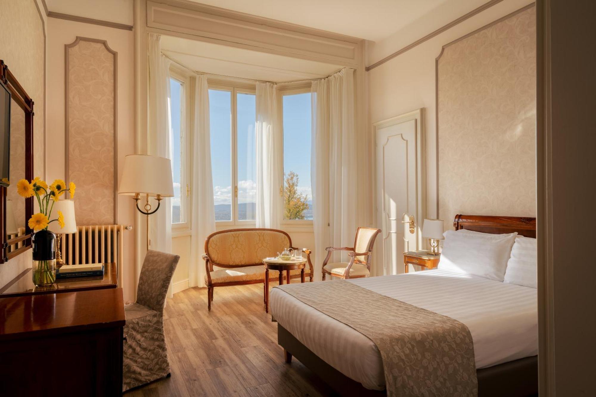 Palace Grand Hotel Varese Exterior photo